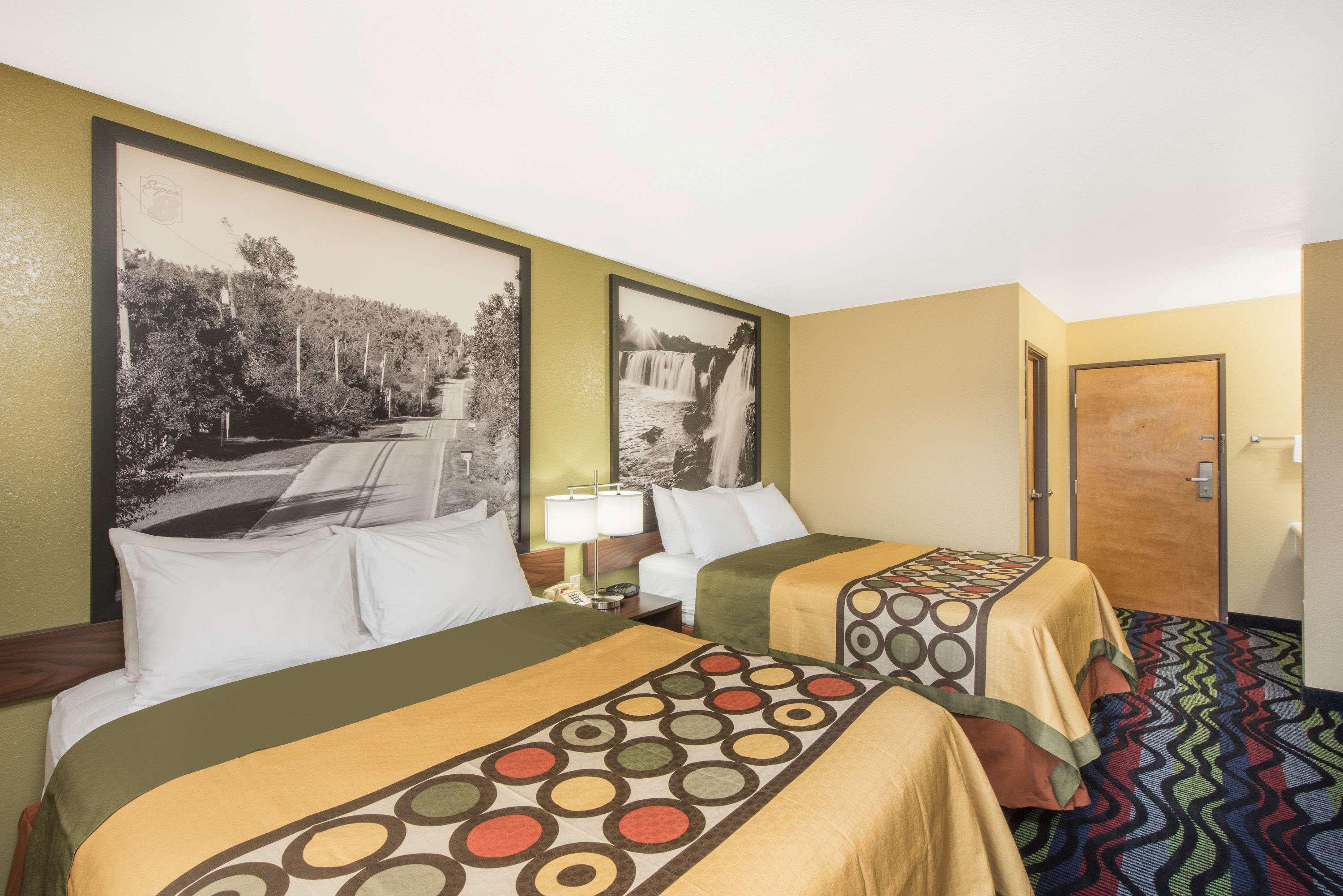Hotel Super 8 By Wyndham Farmington Exterior foto